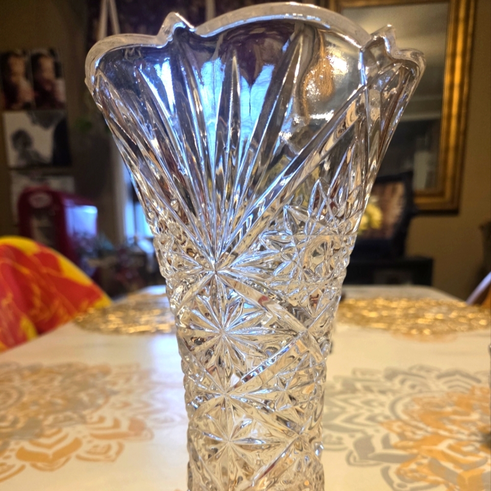 Gibson Home Jewelite Clear Glass Flower Vase